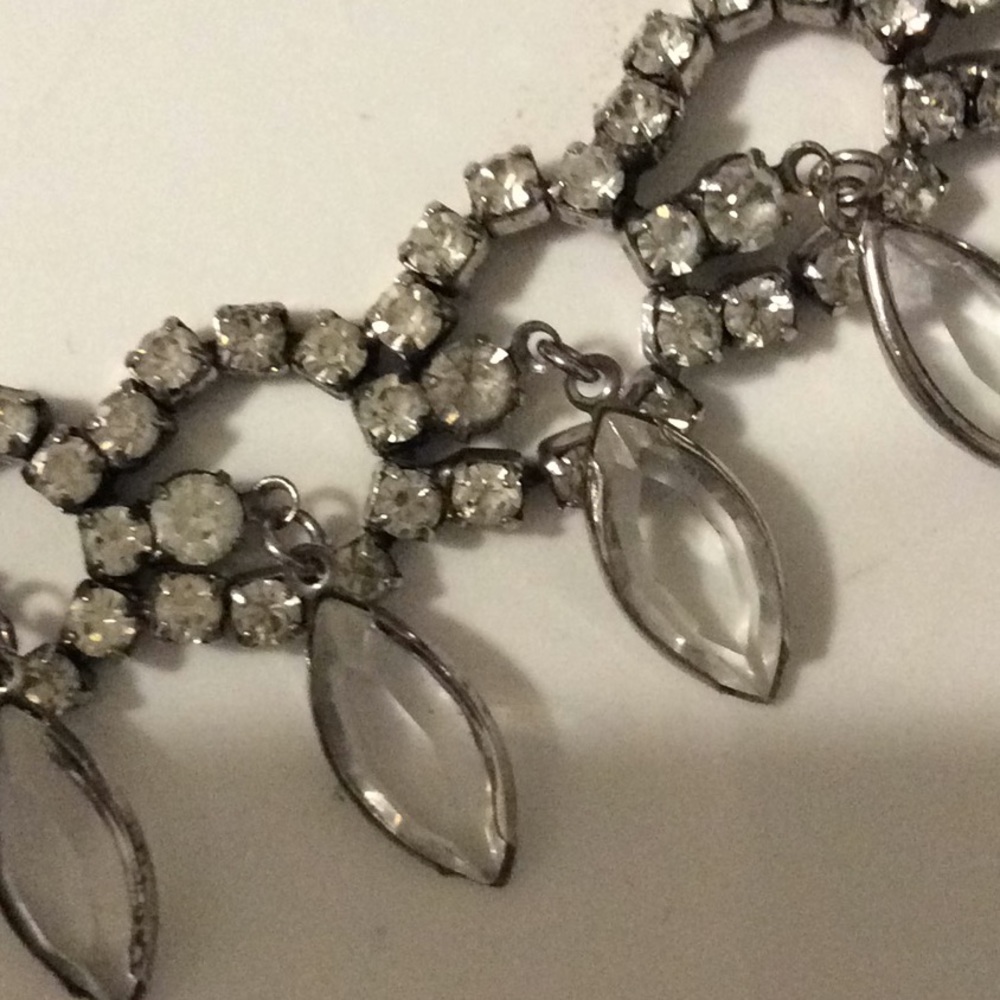 VTG CRYSTALS (faux) BRACELET FASHON JEWELRY ART DECO - Picture 2 of 5